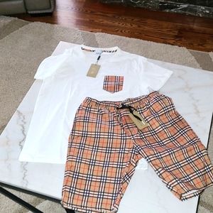 NWT MENS BURBERRY TSHIRT AND TRUNKS